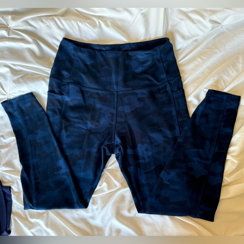 Danskin Camo Leggings